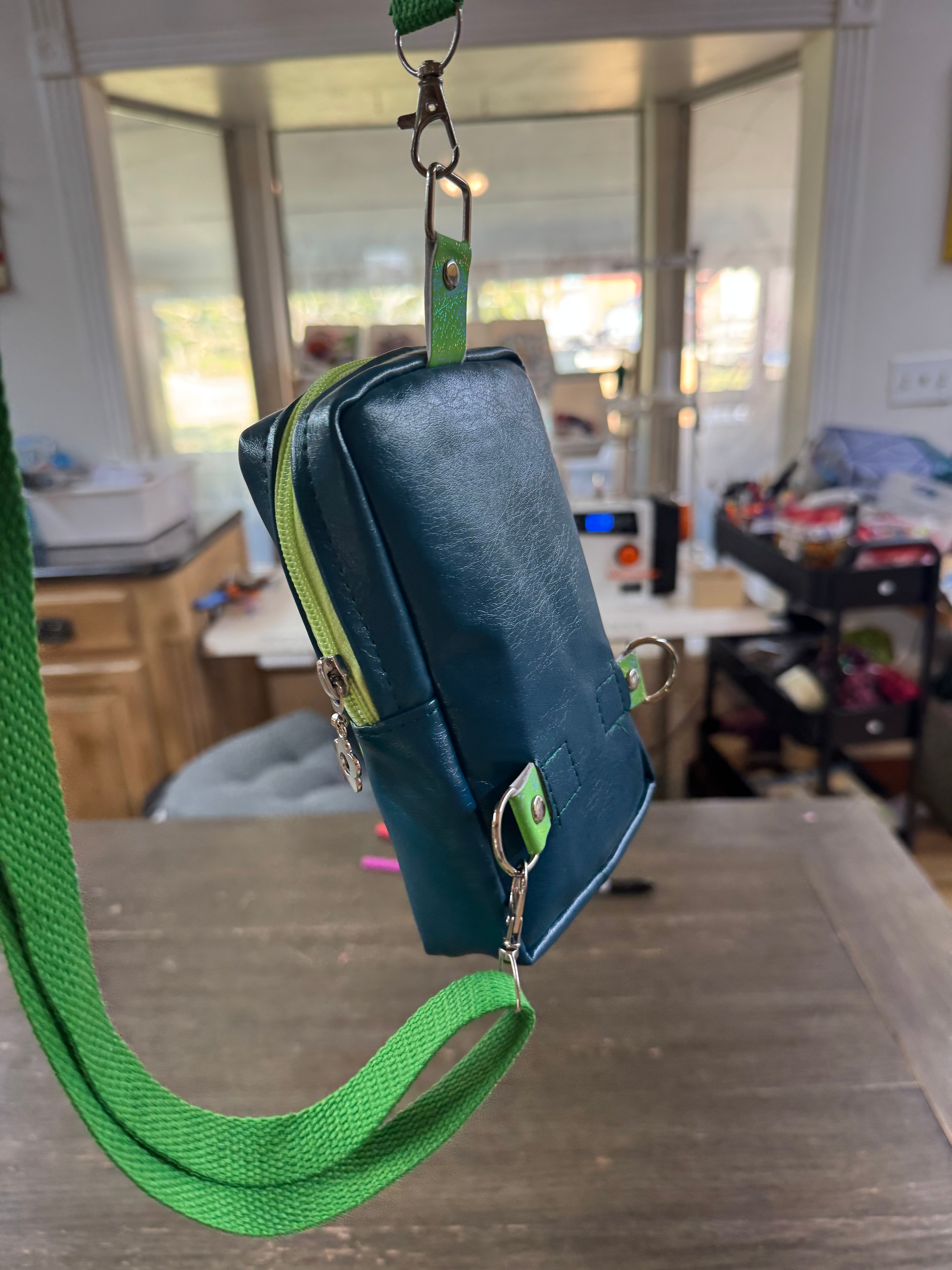 Cellphone sling bag