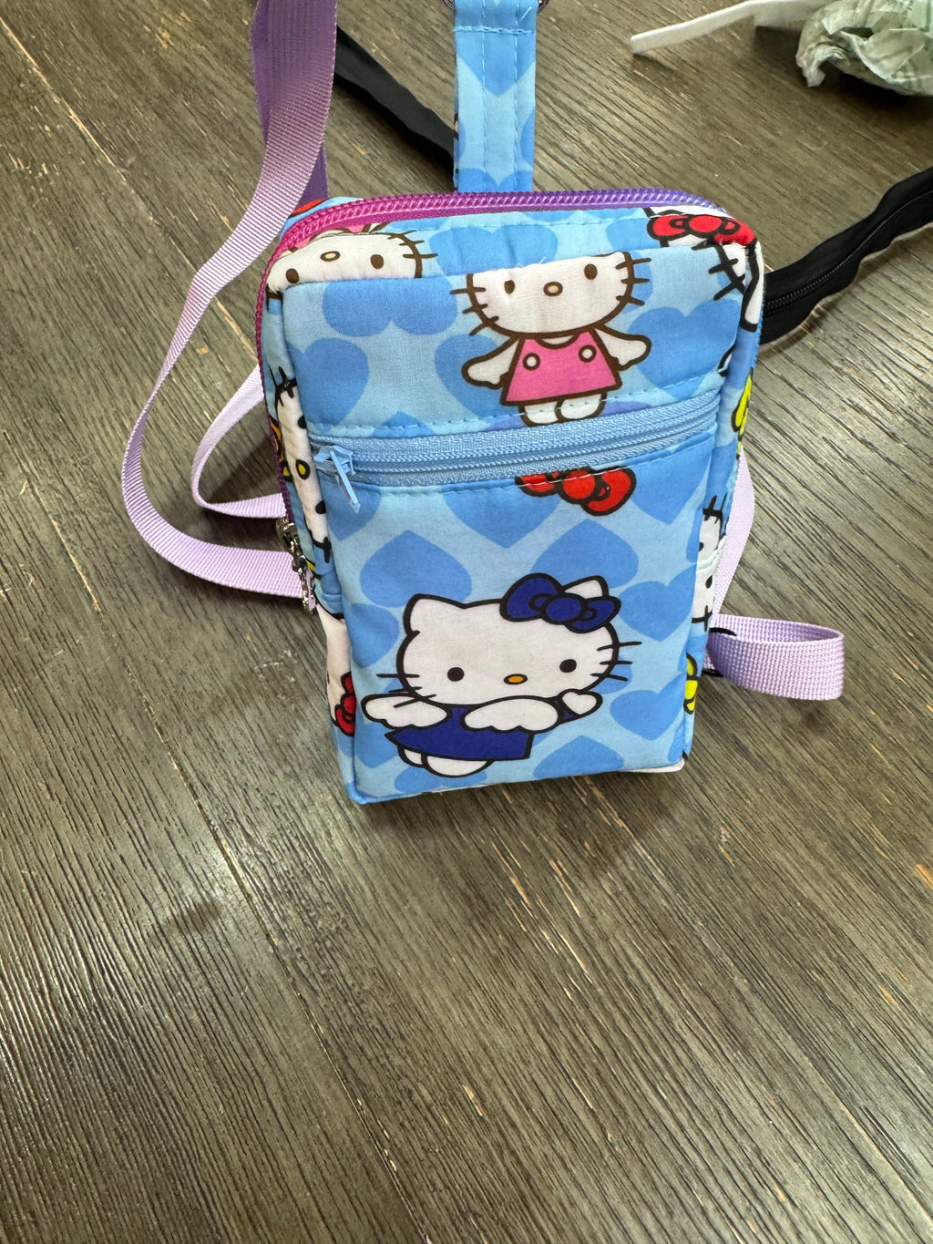 Hello kitty small cellphone sling bag